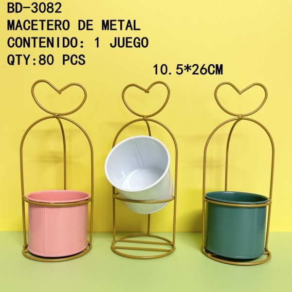 [BD-3082]MACETERO DE METAL 